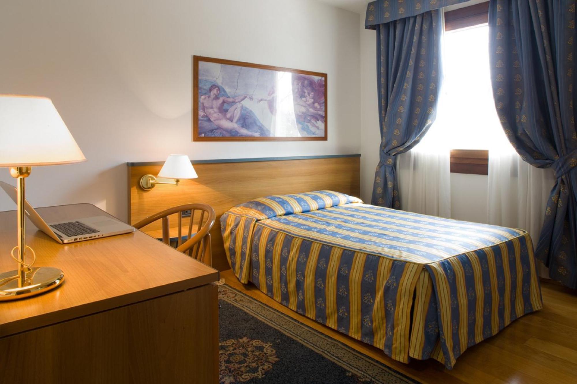 Hotel Luna Vigonovo  Стая снимка